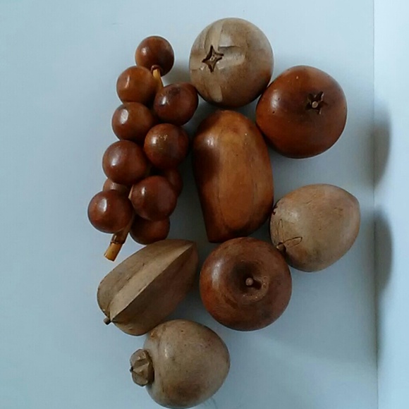 Vintage Wooden Fruit - Picture 2 of 8